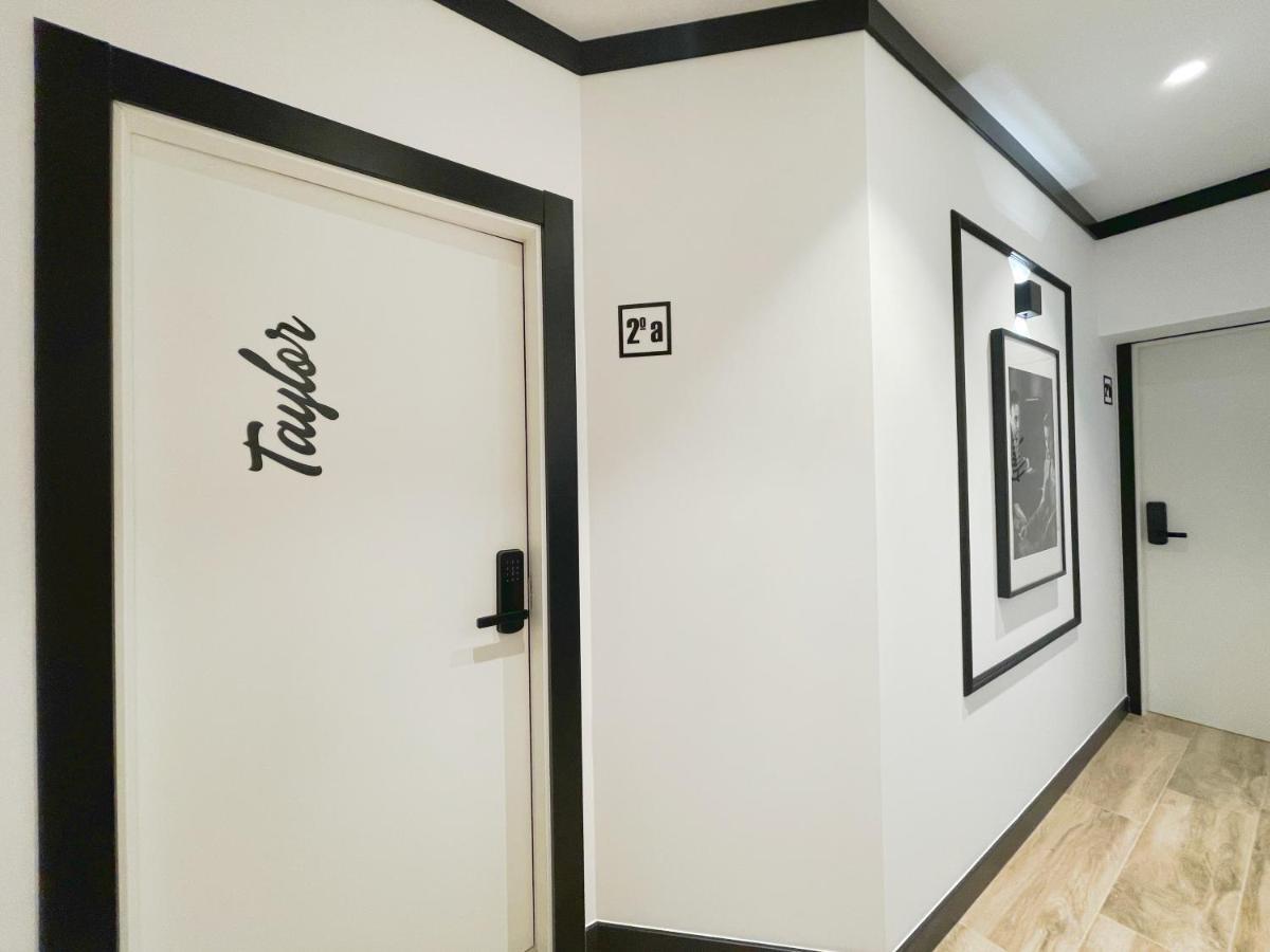 Apartamentos Mk77 Leon - Lancia Kültér fotó