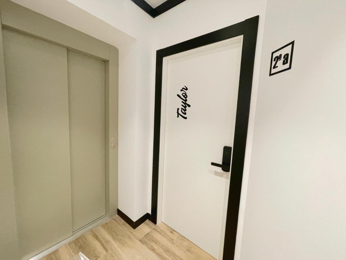 Apartamentos Mk77 Leon - Lancia Kültér fotó