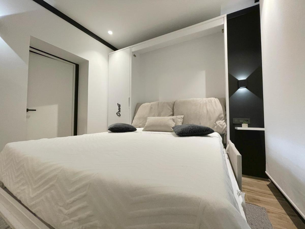 Apartamentos Mk77 Leon - Lancia Kültér fotó